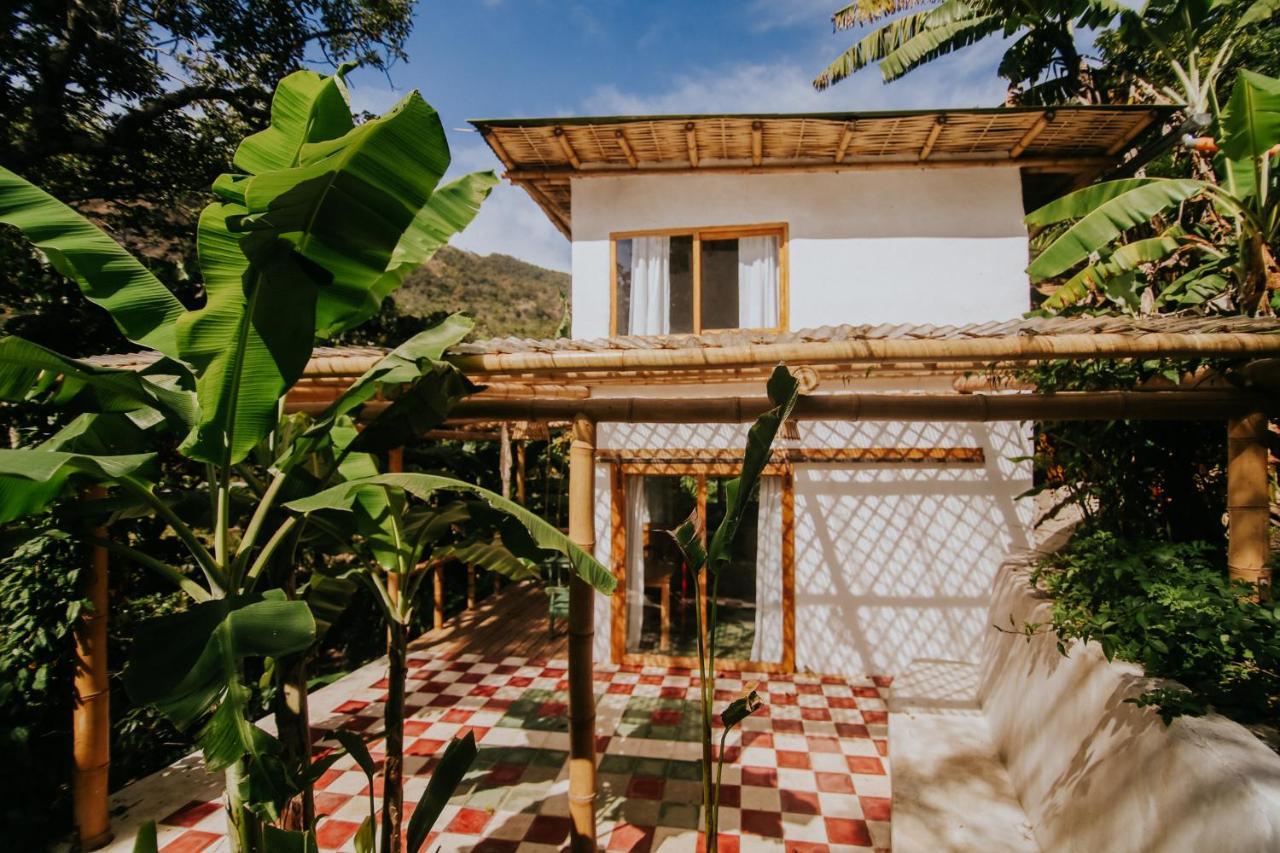 Designers Luxury Retreat With Breathtaking Gardens Villa Tzununa Exterior photo